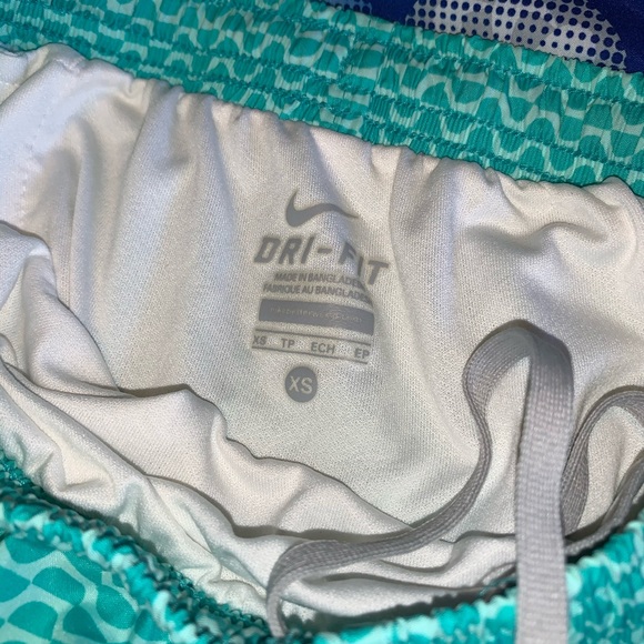 SOLD - Picture 4 of 5